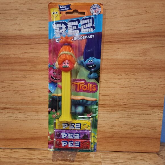 Pez Lot 3 TROLLS ~ DJ Suki, Poppy, Branch Pez Dispensers Carded Released 2024 - Picture 4 of 9